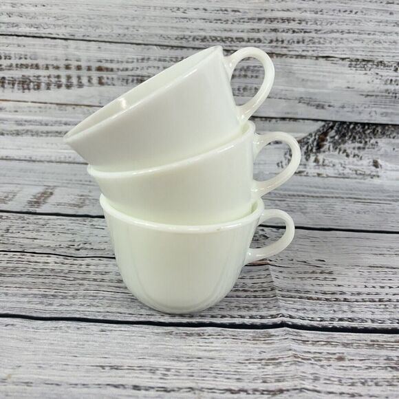 Vintage Pyrex Set of Three Solid White Tea Coffee Cups #18 #20 #24 - Picture 4 of 11